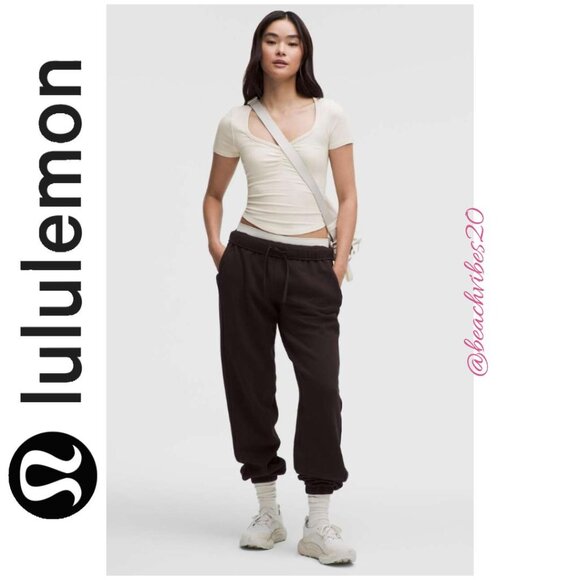 LULULEMON ATHLETICA Hold Tight Sweetheart Short-Sleeve Shirt Light Ivory 10 NWT - Picture 1 of 6